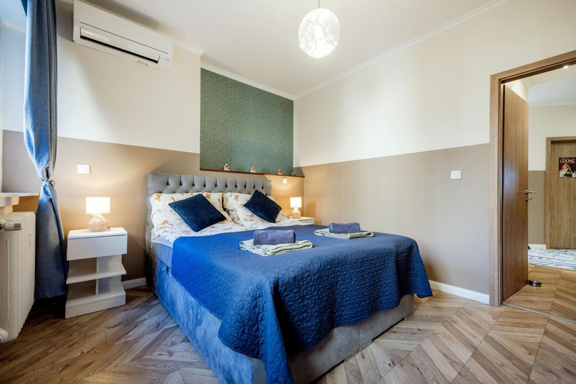 Nehru Apartment — Photos 3