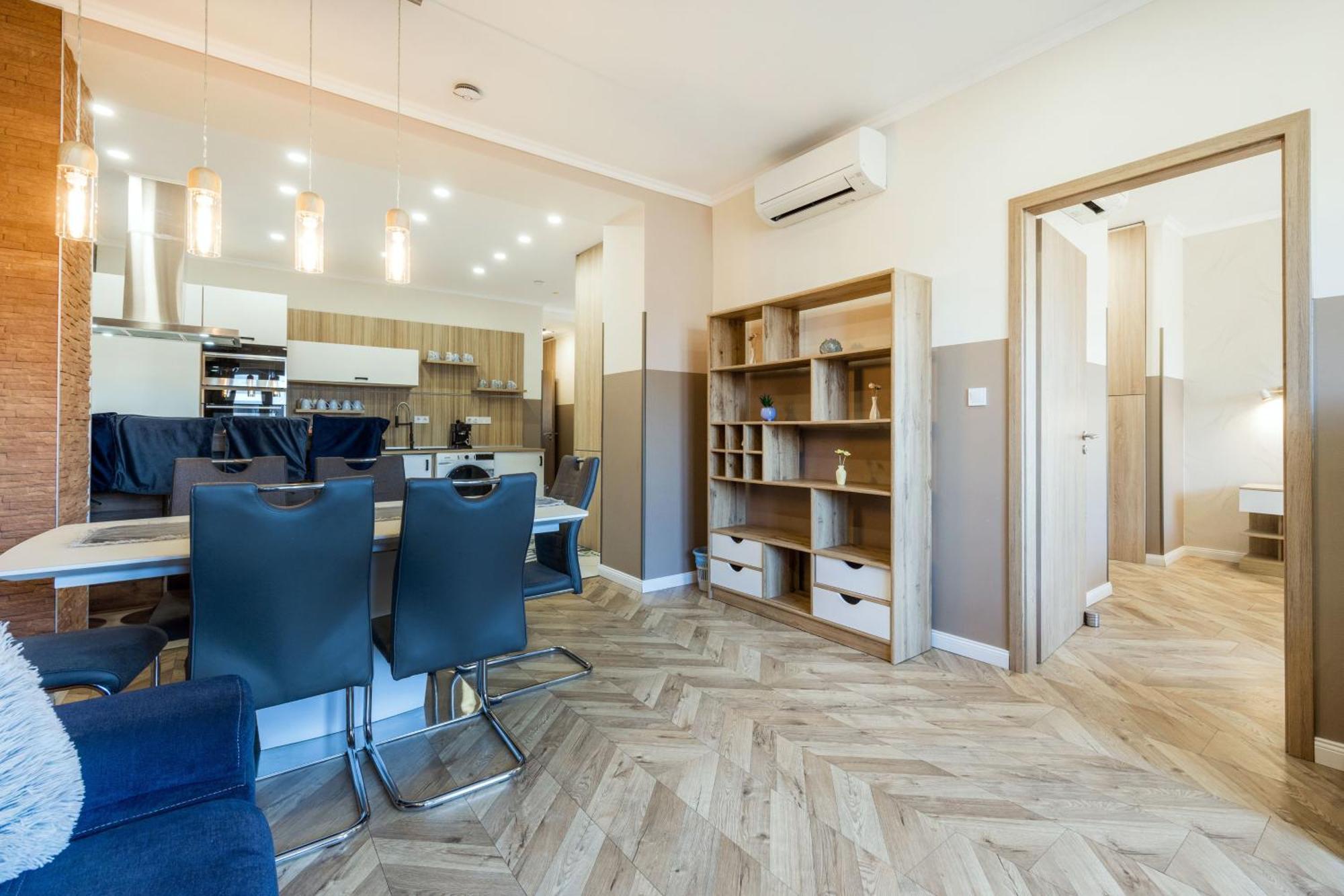Nehru Apartment — Photos 2